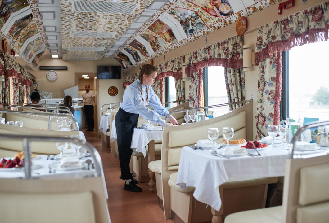 Orient Silk Road Express: Im Luxuszug entlang der Seidenstrasse